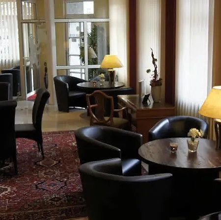 Berlin 3* Leipzig